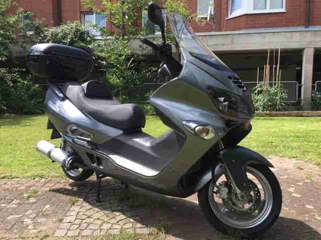 Jonway Roller 125ccm aus 1. Hand - Neuzustand / Np. 1499€