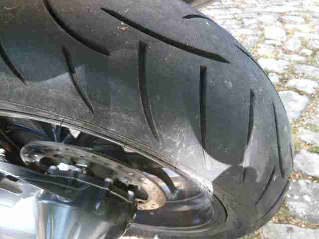 K 1200R TÜV neu Bähr-Sitz, Sportrad, ABS, BMW Systemkoffer optional, Scheckheft