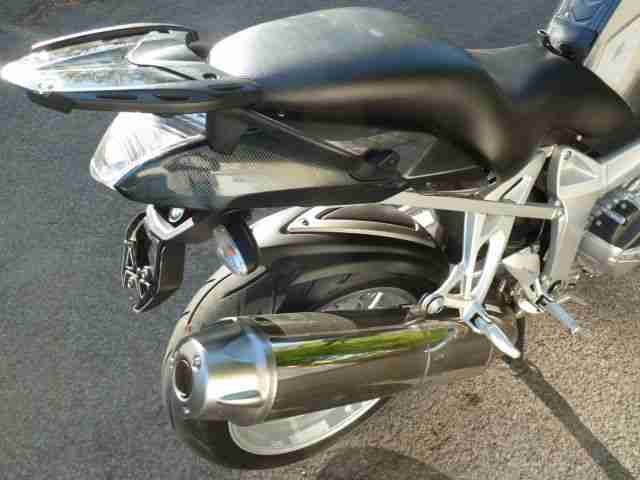 K1200R Carbon Garmin ZUMO 550 Scheckheft 1.Hand TÜV neu ESA Heizgr. Tankrucks.