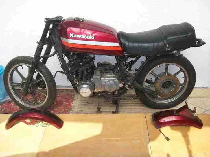 KAWASAKI KZ 750 E mit Kardanantrieb - Ersatzteile