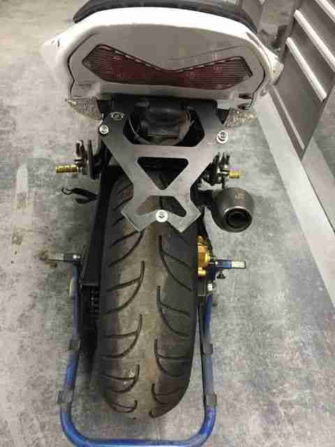 KAWASAKI Z 1000 BJ 2006 HAVARIE TOTALSCHADEN UNFALL FAHRZEUG BASTLERTEIL