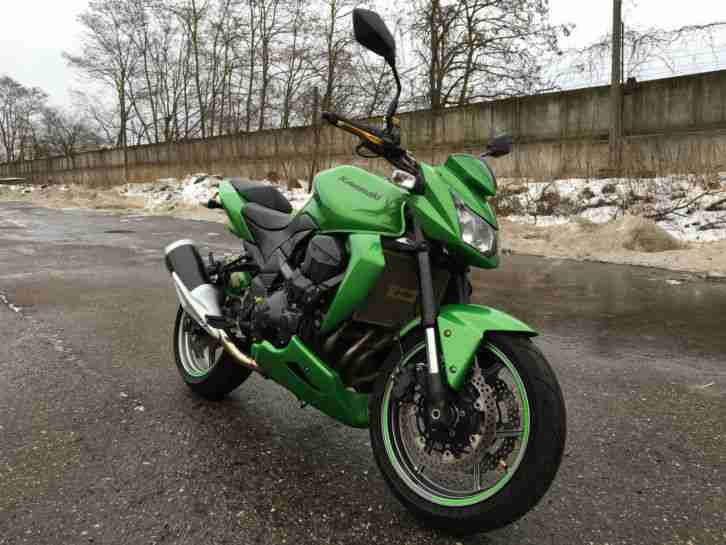 KAWASAKI Z750, grün, 16.800 km