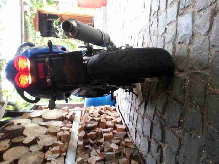 KAWASAKI ZX9R C NINJA mit Lenkungsdämpfer, digtaler Ganganzeige uvm..