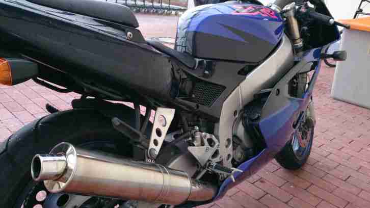 KAWASAKI ZXR 400 L NINJA 35KW SUPERSPORTLER 400CCM 159Kg 600 750