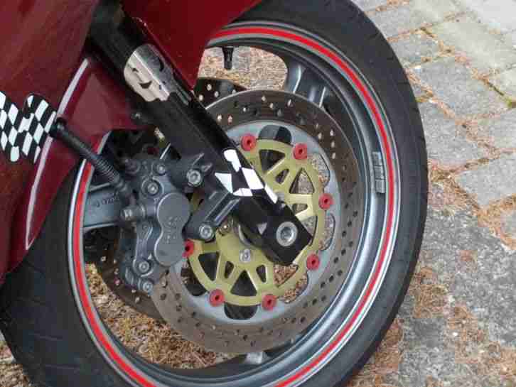 KAWASAKI ZZR 1100 ! Wegen Geldmangelbieter wieder zu haben !