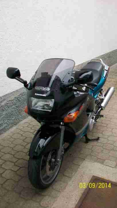 KAWASAKI ZZR 600E => TÜV, Reifen, Öl, etc. NEU !!!