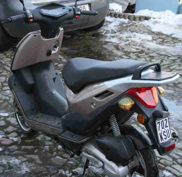 KEEWAY FLASH (50 ccm/2835 km erst) -sehr guter Zustand