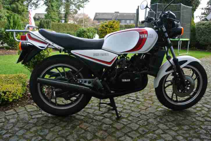 KLASSIKER YAMAHA RD 250 LC 4L1 8Tkm EZ 1990 (Modell 1980 bis 1983) weiss