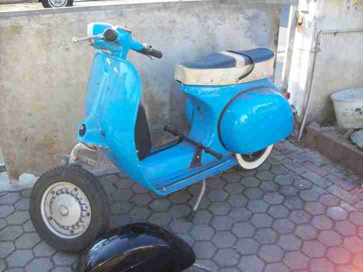 KOMPLETT RESTAURIERTE VESPA ,PIAGGIO , VBBT MODELL ,150 CC