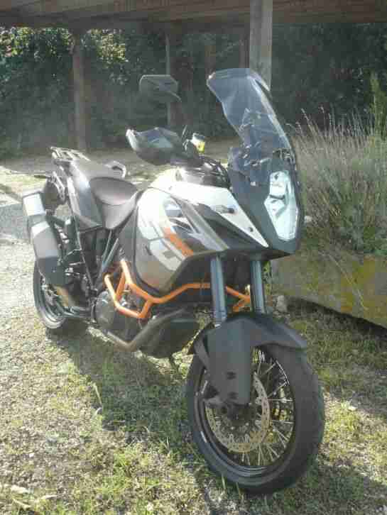 KTM 1190 Adventure,silber,13221Km,Navi,2Koffer,Tankrucksack,3Schilder,2Sitzbänke