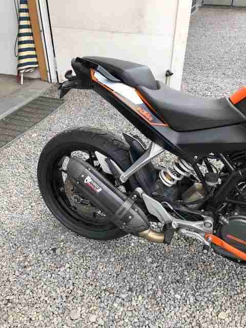 KTM 125 Duke ABS ,Garantie, Sportauspuff,Kurz Heck