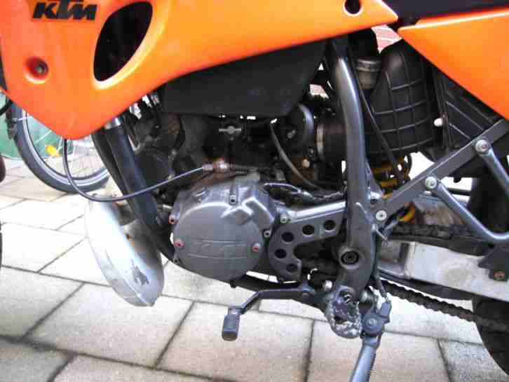 KTM 125 LC2
