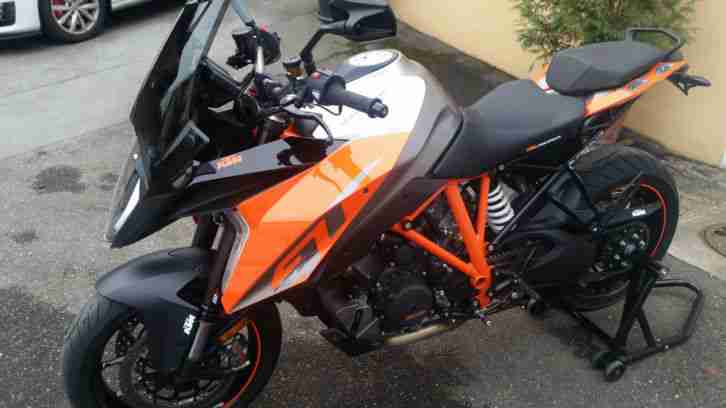 KTM 1290 Super Duke GT, Finanz. mgl.,Garantie 6/2020, Top Zustand