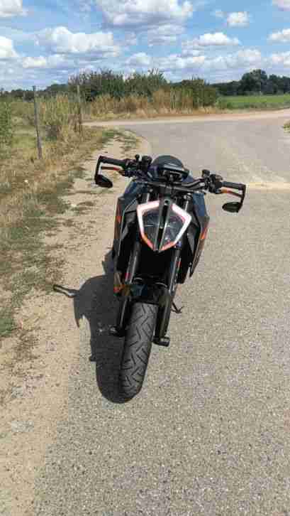 KTM 1290 Superduke R