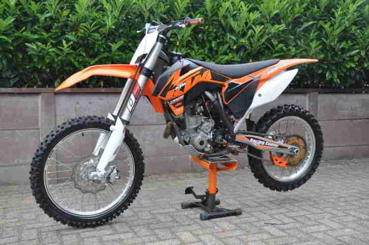 KTM 250 SX-F sxf 2013 elec start in top zustand.