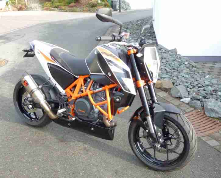 KTM 690 Duke R ABS , Werksmaschine, 2112 KM, Service gemacht, top Zustand!