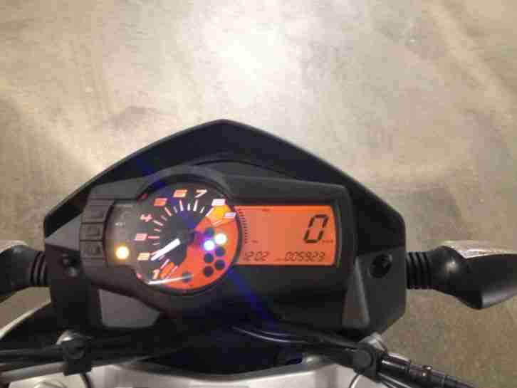 KTM 690 Duke, White, ABS, 2013