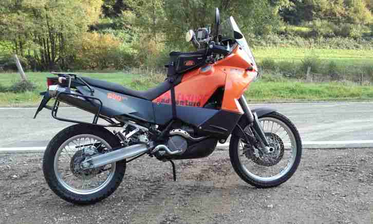 KTM 950