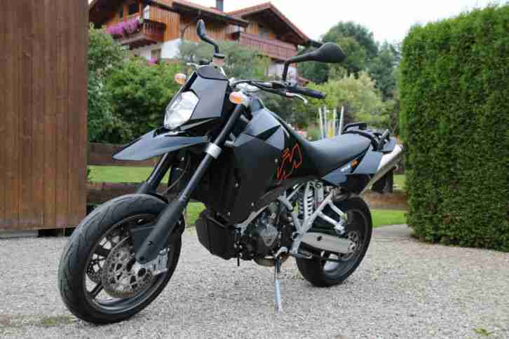 KTM 950 LC8 Supermoto