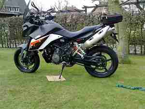 KTM 990 SMT
