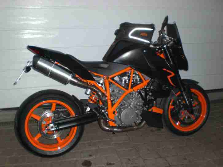 990 Super Duke Cup Edition