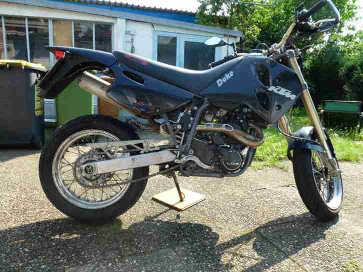 DUKE 620E 4th Edition LC4 SUPER MOTO