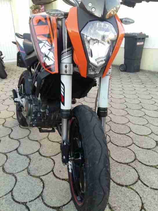KTM Duke 125 2011 Unfallfahrzeug Bastlerfahrzeug Motor läuft