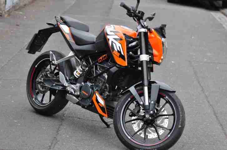 Duke 125 ABS Garantie 2019 EZ 2015