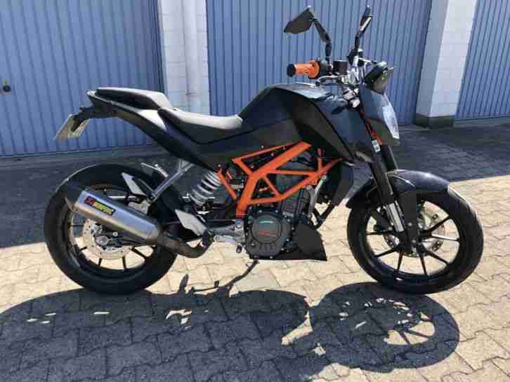 KTM Duke 125 ABS wie Neu nur 1.200 Km