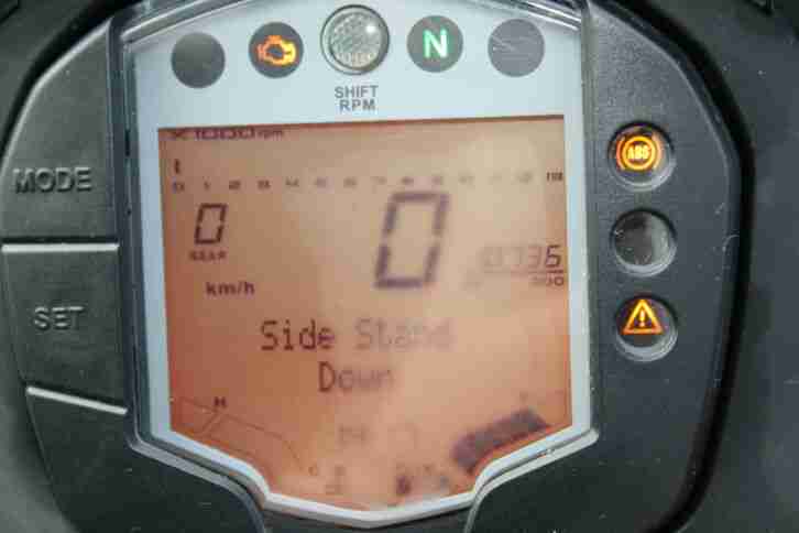 KTM Duke 125, mit vielen Extras