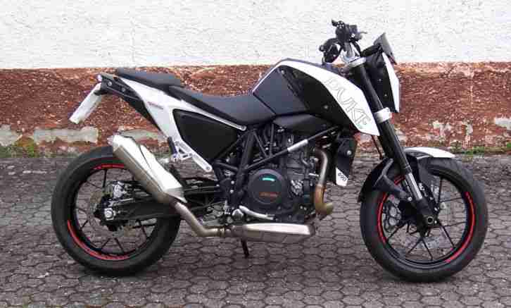 KTM Duke 690