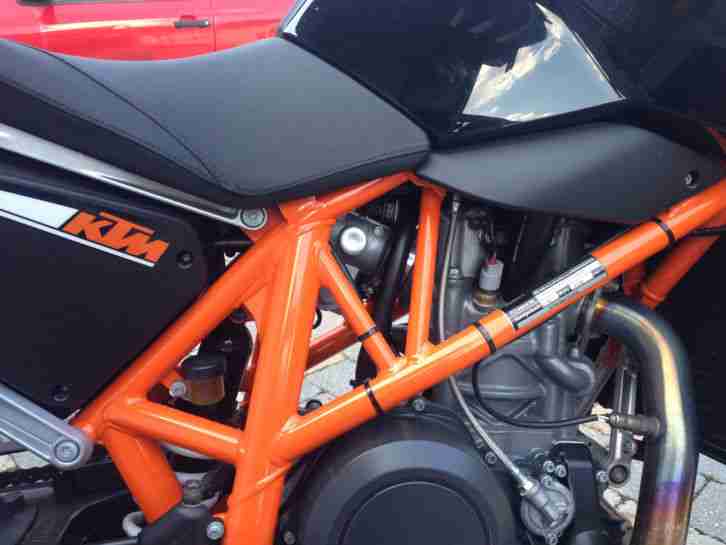 KTM Duke 690