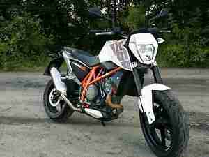 KTM Duke 690 ABS 2012 aus erster Hand 9000km