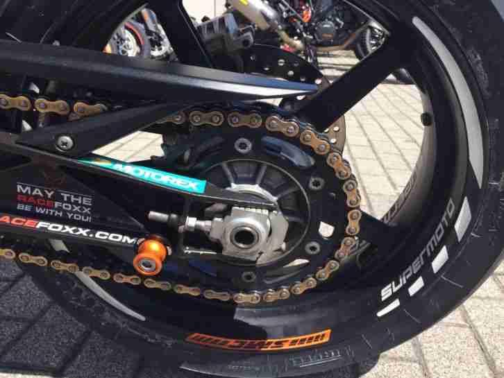 KTM Duke 690 III 2010 4888,00,- VB