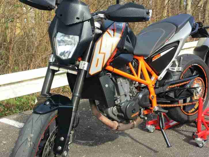 KTM Duke 690 R Akrapovic