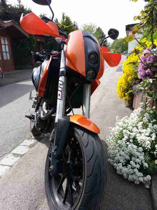 KTM Duke2 LC4 EZ 2002 mit Zubehör