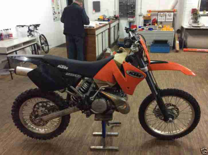KTM EXC 250 - 2002 Enduro Offroad - Motocross, Maschine, Cross