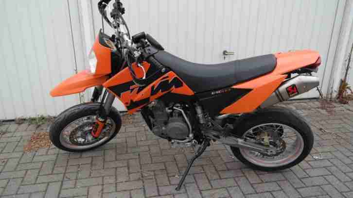 KTM LC4 640 SM Supermoto Akrapovic