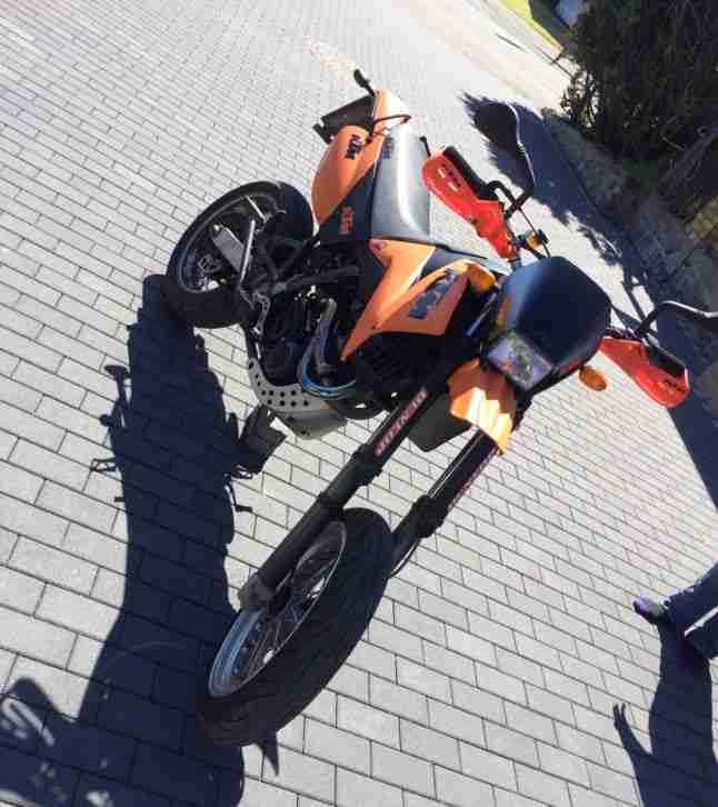 KTM LC4 640 Supermoto