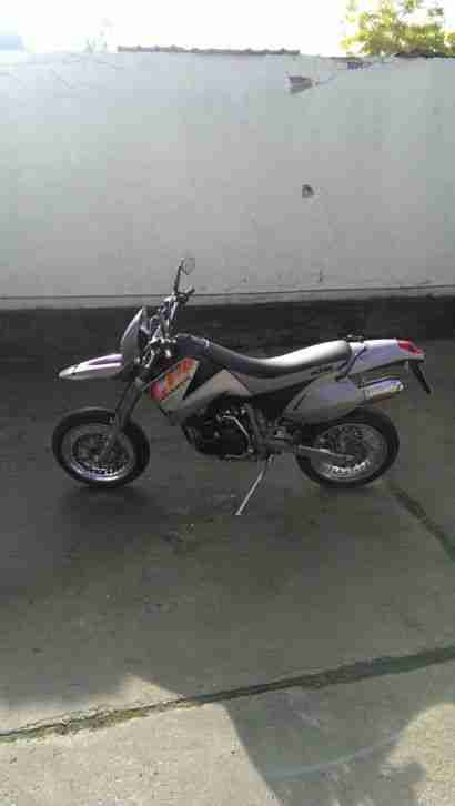 LC4 640 Supermoto