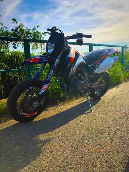 LC4 640 Supermoto