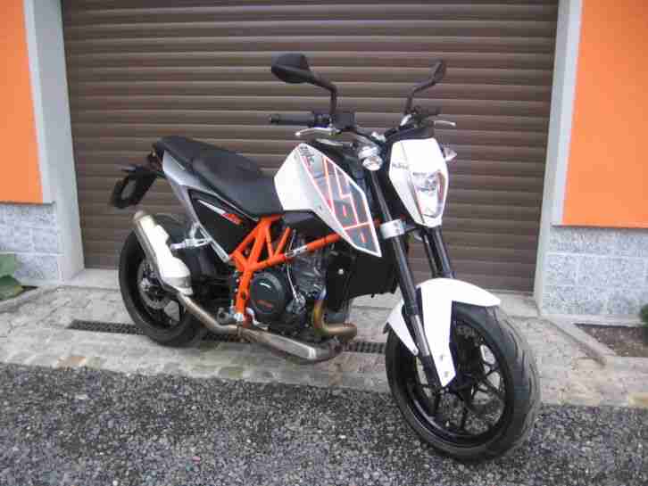 LC4 690 Duke ABS Modell 2014 nur 2200km