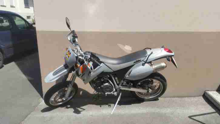 KTM LC4 Supermoto