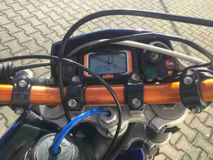 KTM Lc4 mit AKRAPOVIC AUSPUFF TOP!!!