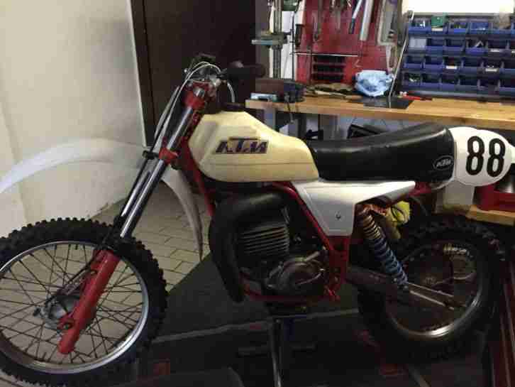 Oldtimer Motocross Motorrad SX 250