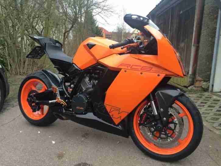 KTM RC8/R NEUAUFBAU 2016 + Motor kpl. neu Revidiert + Extras u. Ersatzteile