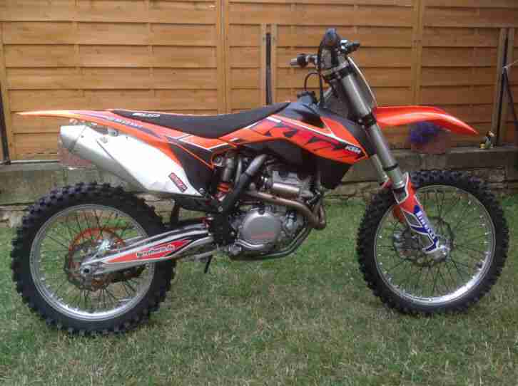 KTM SXF 250 SX-F 2014 # Topzustand, 35.3 Betriebsstd, Kolben neu, viel Zubehör