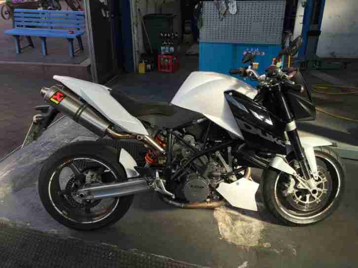 KTM Superduke 990 RCup Edition