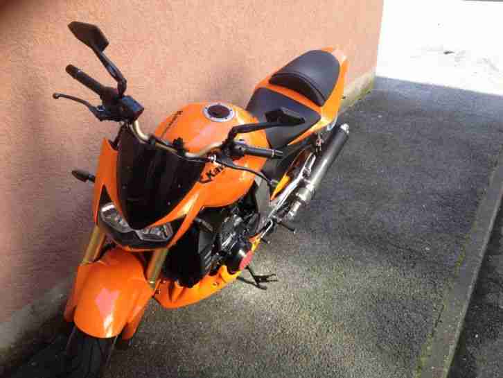 Kawasaki 1000Z Bj. 2003 Mit 32.000 Km