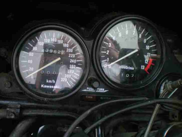 Kawasaki 1100 ZZR ZX10C (Motorschaden) mit Ersatzmotor -- kein Mindestpreis --